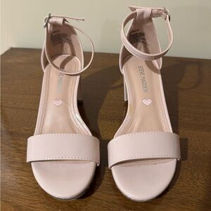 Steve Madden Pink Patent Leather Heel - Size 1Y